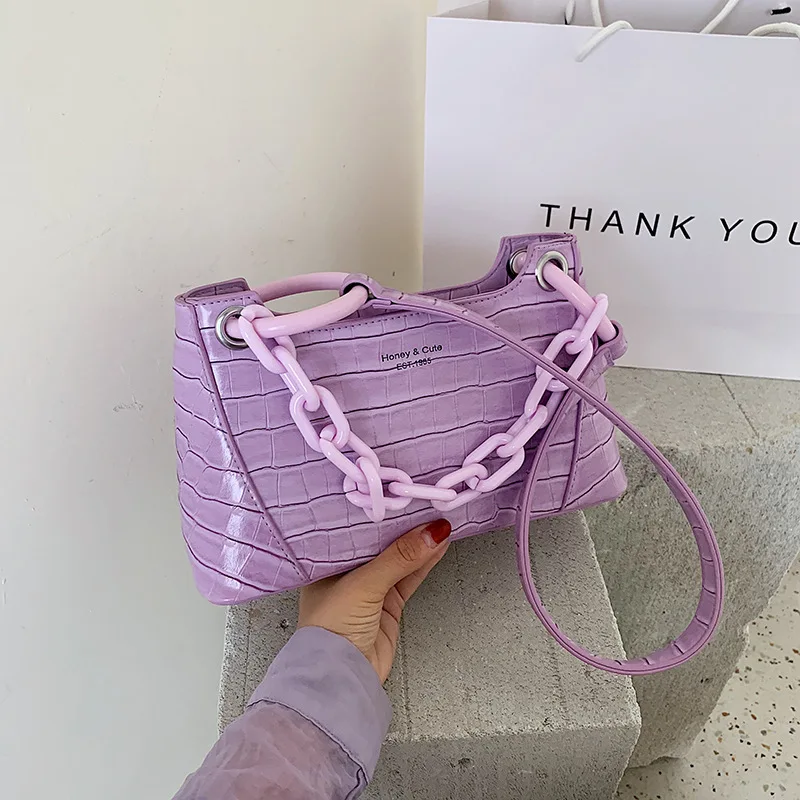Crocodile pattern chain portable small bag new trendy net red texture messenger bag female spring and summer shoulder bag
Crocodile pattern chain portable small bag new trendy net red texture messenger bag female spring and summer shoulder bag