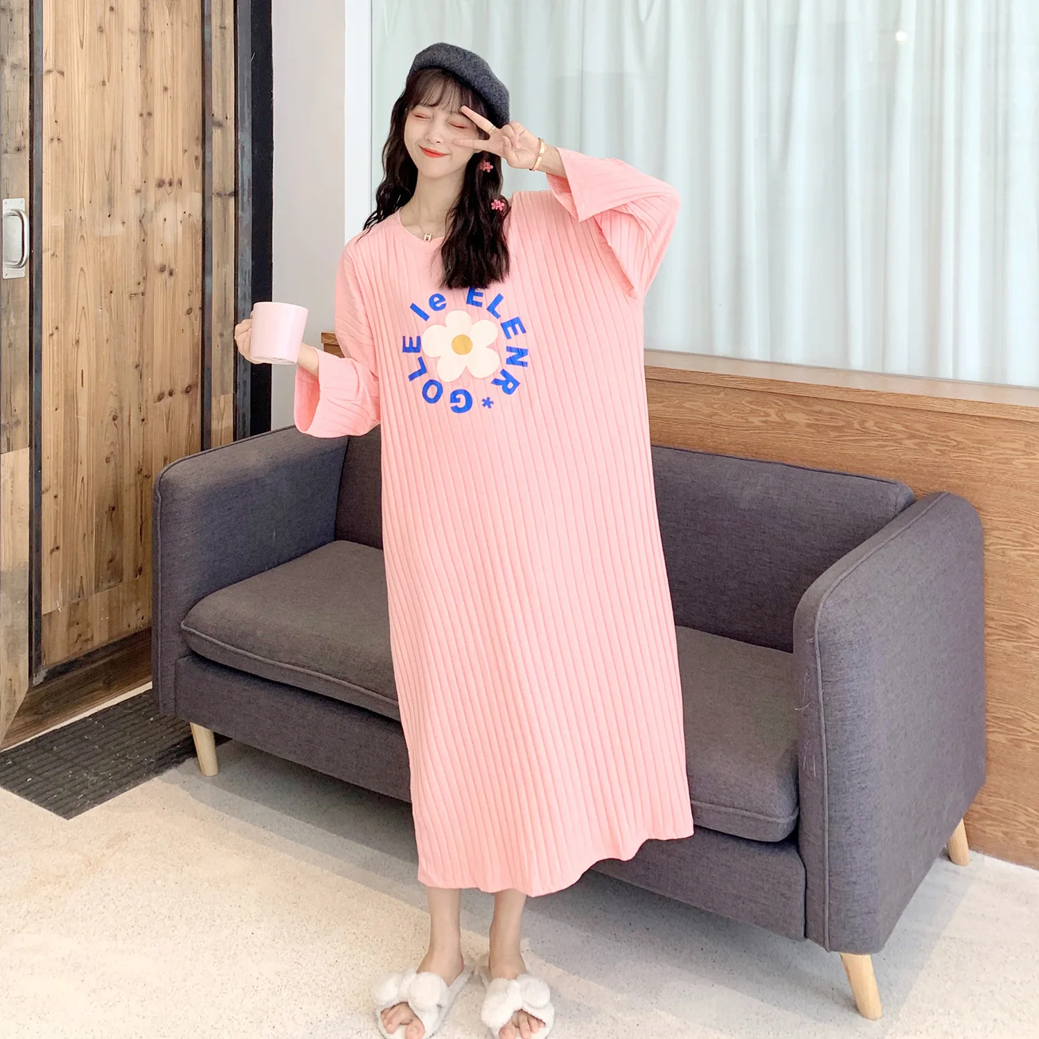 Pajamas Women's Spring And Autumn Long Sleeve Nightgown Pure Cotton Loose-Fit Summer Cute Korean-style Students Outer Wear Track
Pajamas Women's Spring And Autumn Long Sleeve Nightgown Pure Cotton Loose-Fit Summer Cute Korean-style Students Outer Wear Track