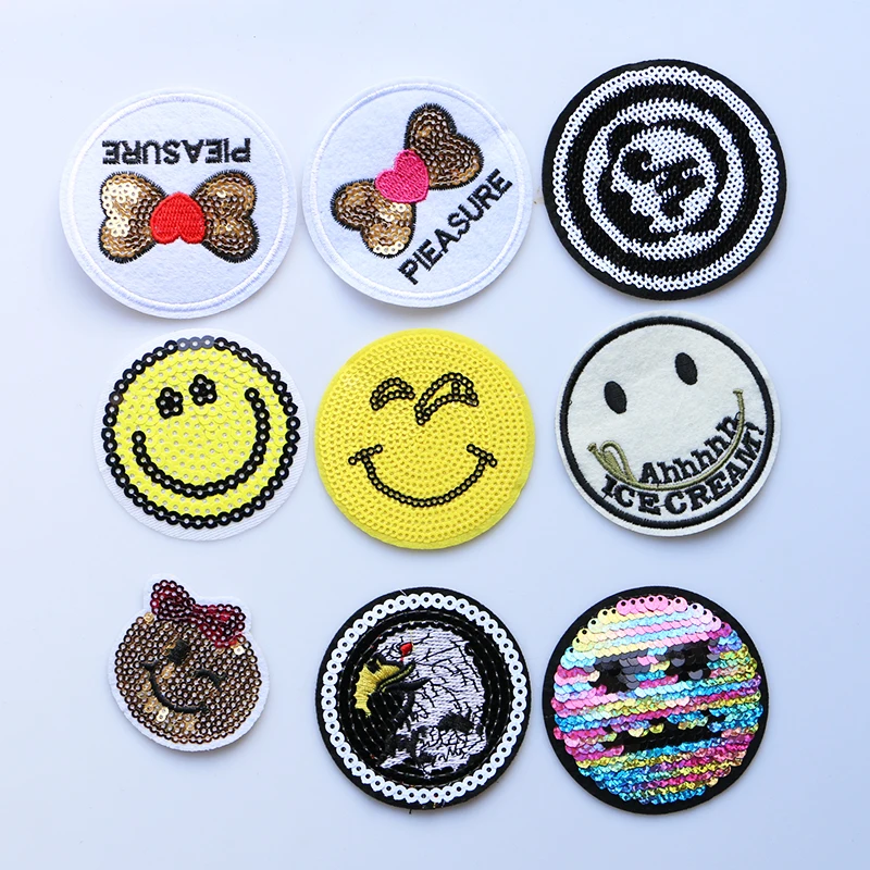 Cartoon Decorative Round Patch Smiley Smile Face icon Embroidered Applique Patches For DIY Iron on Badges Stickers on clothes
Cartoon Decorative Round Patch Smiley Smile Face icon Embroidered Applique Patches For DIY Iron on Badges Stickers on clothes