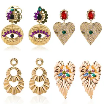 2020 New Exaggerated Women's Gold Color Colorful Rhinestone Heart Eye Geometric Statement Earring
2020 New Exaggerated Women's Gold Color Colorful Rhinestone Heart Eye Geometric Statement Earring