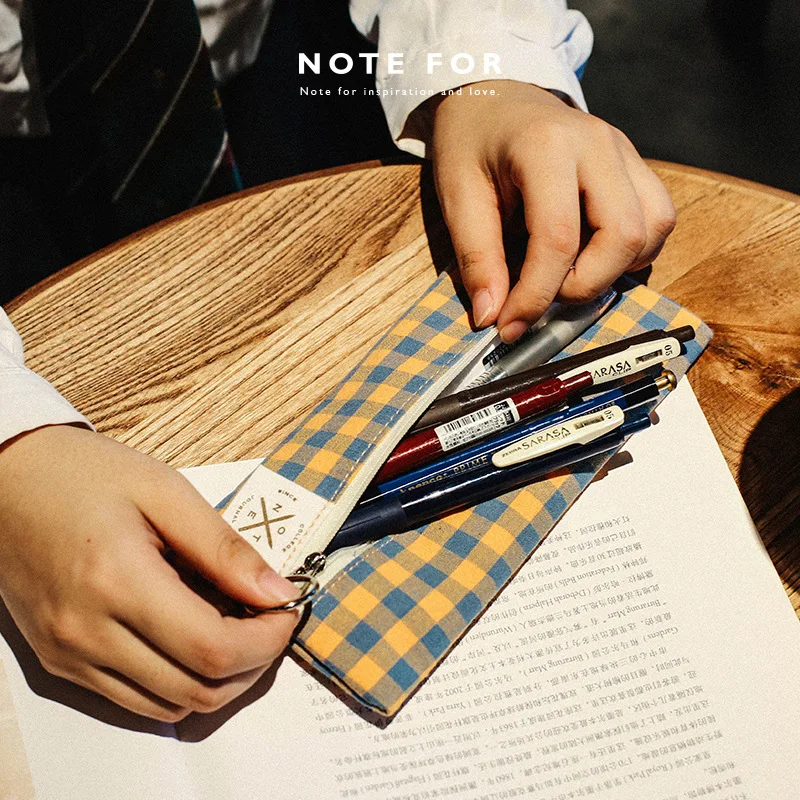 Note for College Style Pencil Case Large-Volume Retro Pattern Students Storgage Bag Japanese Style Pencil Case Portable Statione
Note for College Style Pencil Case Large-Volume Retro Pattern Students Storgage Bag Japanese Style Pencil Case Portable Statione