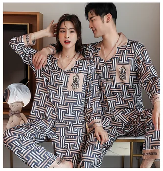 Women Silk Pajama Sets Satin Pyjama Sleepwear Long Sleeve Large Size Fashion Pajamas for Girl Nightwear Suit Home New Style 2020
Women Silk Pajama Sets Satin Pyjama Sleepwear Long Sleeve Large Size Fashion Pajamas for Girl Nightwear Suit Home New Style 2020