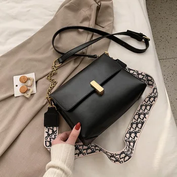 Small bag women 2020 new fashion Korean women's messenger bag wide shoulder belt fashion small square bag
Small bag women 2020 new fashion Korean women's messenger bag wide shoulder belt fashion small square bag