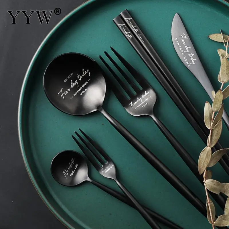 Stainless Steel Creative Cutlery Fork Chopsticks Spoon Portable Black Dinnerware Set Cubiertos Talheres Tableware Accessories
Stainless Steel Creative Cutlery Fork Chopsticks Spoon Portable Black Dinnerware Set Cubiertos Talheres Tableware Accessories