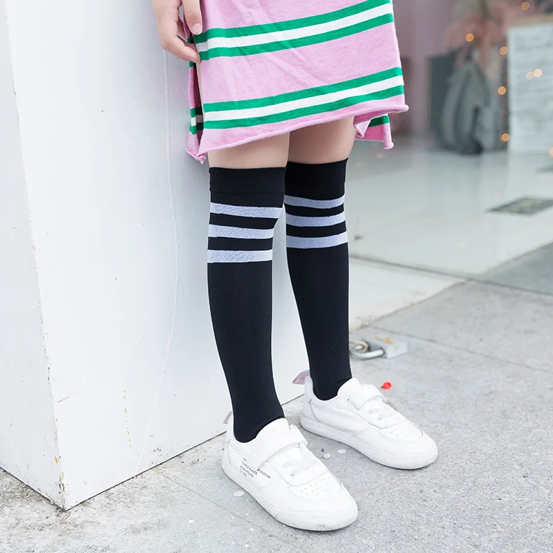 Spring And Summer-Velvet Students' Knee-high Socks CHILDREN'S DAY White for Children Three Bars Knee Length Socks
Spring And Summer-Velvet Students' Knee-high Socks CHILDREN'S DAY White for Children Three Bars Knee Length Socks