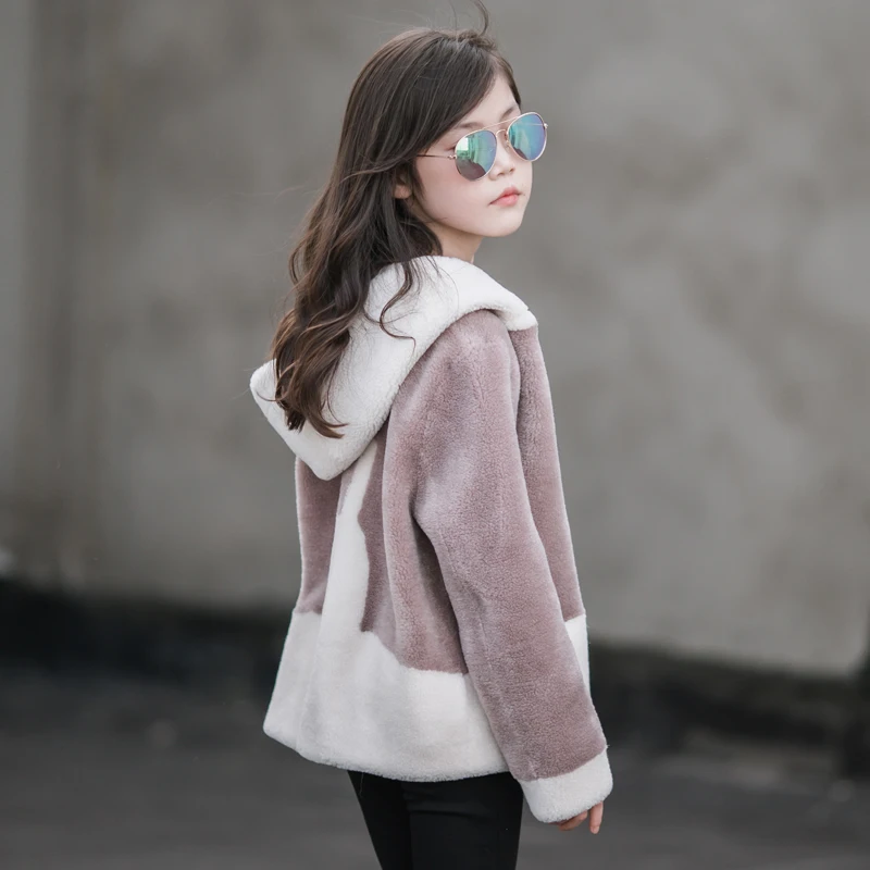 

JKP 2019 New girls granules fur coat hooded warm sheep shearing fur one long children's fashion coat winter warm girls jacket