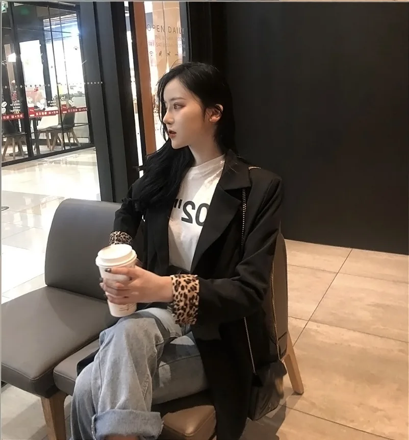 Mid-length Leopord Pattern Cuff WOMEN'S Dress Trend High Quality Spring New Style Korean Collar Version Suit Jacket Retro Hong K
Mid-length Leopord Pattern Cuff WOMEN'S Dress Trend High Quality Spring New Style Korean Collar Version Suit Jacket Retro Hong K