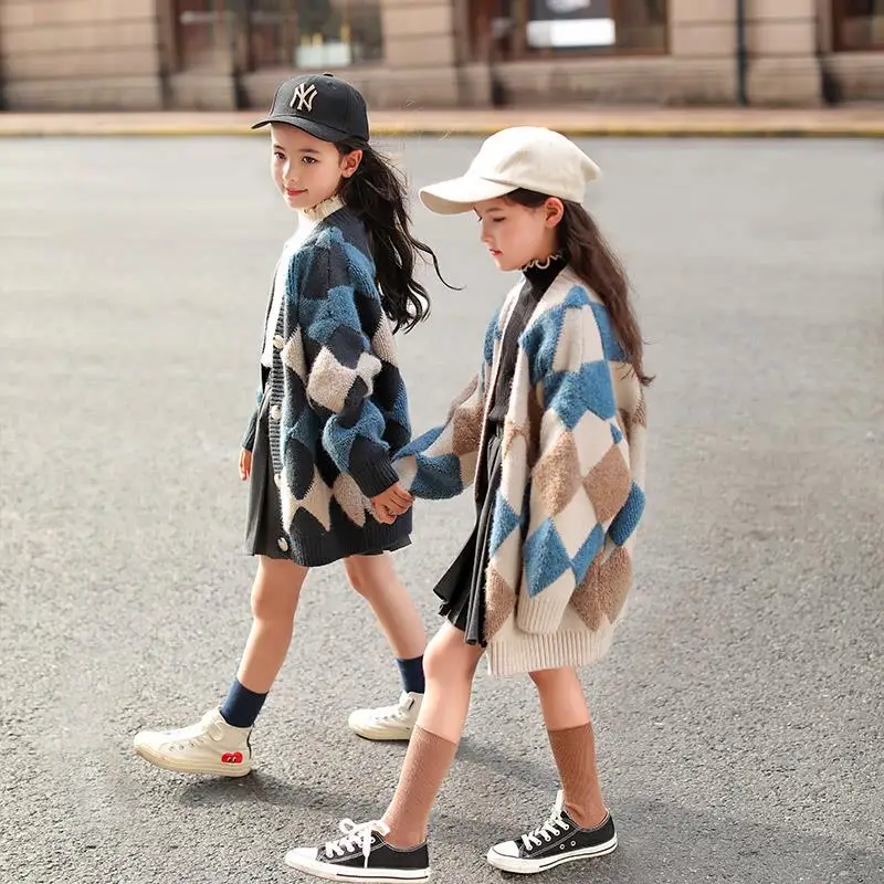 Girls knitted cardigan 2019 new spring and autumn dress net red air fashion autumn children's children's sweater jacket
Girls knitted cardigan 2019 new spring and autumn dress net red air fashion autumn children's children's sweater jacket