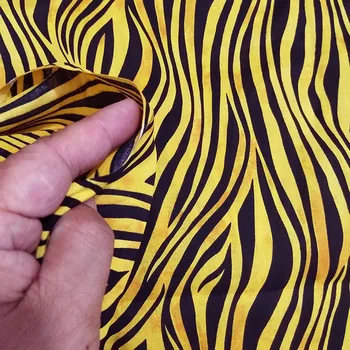 Beautiful Zebra Children Fabric Yellow Zebra Pattern Print Cotton Fabric Sewing Material For DIY Women Dress/Shirt Clothing
Beautiful Zebra Children Fabric Yellow Zebra Pattern Print Cotton Fabric Sewing Material For DIY Women Dress/Shirt Clothing