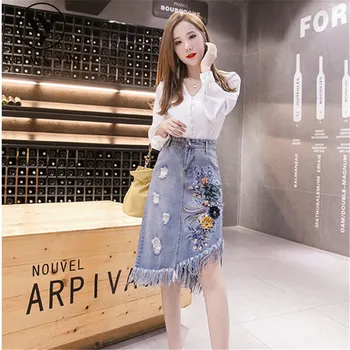 Spring Summer Denim Skirt Women Fashion embroidery Patch High Waist irregular Skirts Women Mid Long Plus Size Tassel Jean Skirts
Spring Summer Denim Skirt Women Fashion embroidery Patch High Waist irregular Skirts Women Mid Long Plus Size Tassel Jean Skirts
