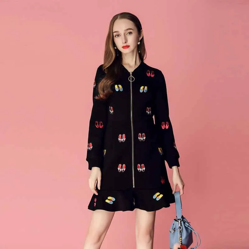WOMEN'S Dress 2018 Autumn And Winter Casual Baseball Uniform Stand Collar Cartoon Embroidered Zipper Lotus Leaf Fishtail Pendulu
WOMEN'S Dress 2018 Autumn And Winter Casual Baseball Uniform Stand Collar Cartoon Embroidered Zipper Lotus Leaf Fishtail Pendulu