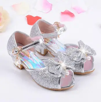 Children Girls Princess Sandals Summer Kids High Heels Sandals Shoes Fashion Sweet Girl Sandals With Bow Party Performance Shoes
Children Girls Princess Sandals Summer Kids High Heels Sandals Shoes Fashion Sweet Girl Sandals With Bow Party Performance Shoes