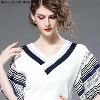 Lady Knitting Shirt Horn Sleeve V Collar Half Sleeve Stripes Loose Big Code Ice Silk Top Sweater Female Thin
Lady Knitting Shirt Horn Sleeve V Collar Half Sleeve Stripes Loose Big Code Ice Silk Top Sweater Female Thin