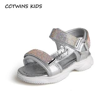 CCTWINS Kids Shoes 2020 Summer Children Fashion Shoes Baby Brand Princess Flat Girls PU Leather Beach Sandals Toddlers BS433
CCTWINS Kids Shoes 2020 Summer Children Fashion Shoes Baby Brand Princess Flat Girls PU Leather Beach Sandals Toddlers BS433