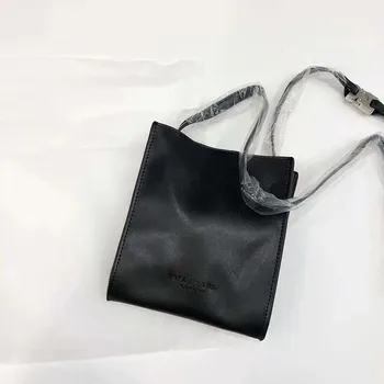 2020ss Best Version 1017 Alyx 9SM Cross Shoulder Leather Bag Women Men Unisex Cross Body Messenger Bag Handbags Men
2020ss Best Version 1017 Alyx 9SM Cross Shoulder Leather Bag Women Men Unisex Cross Body Messenger Bag Handbags Men