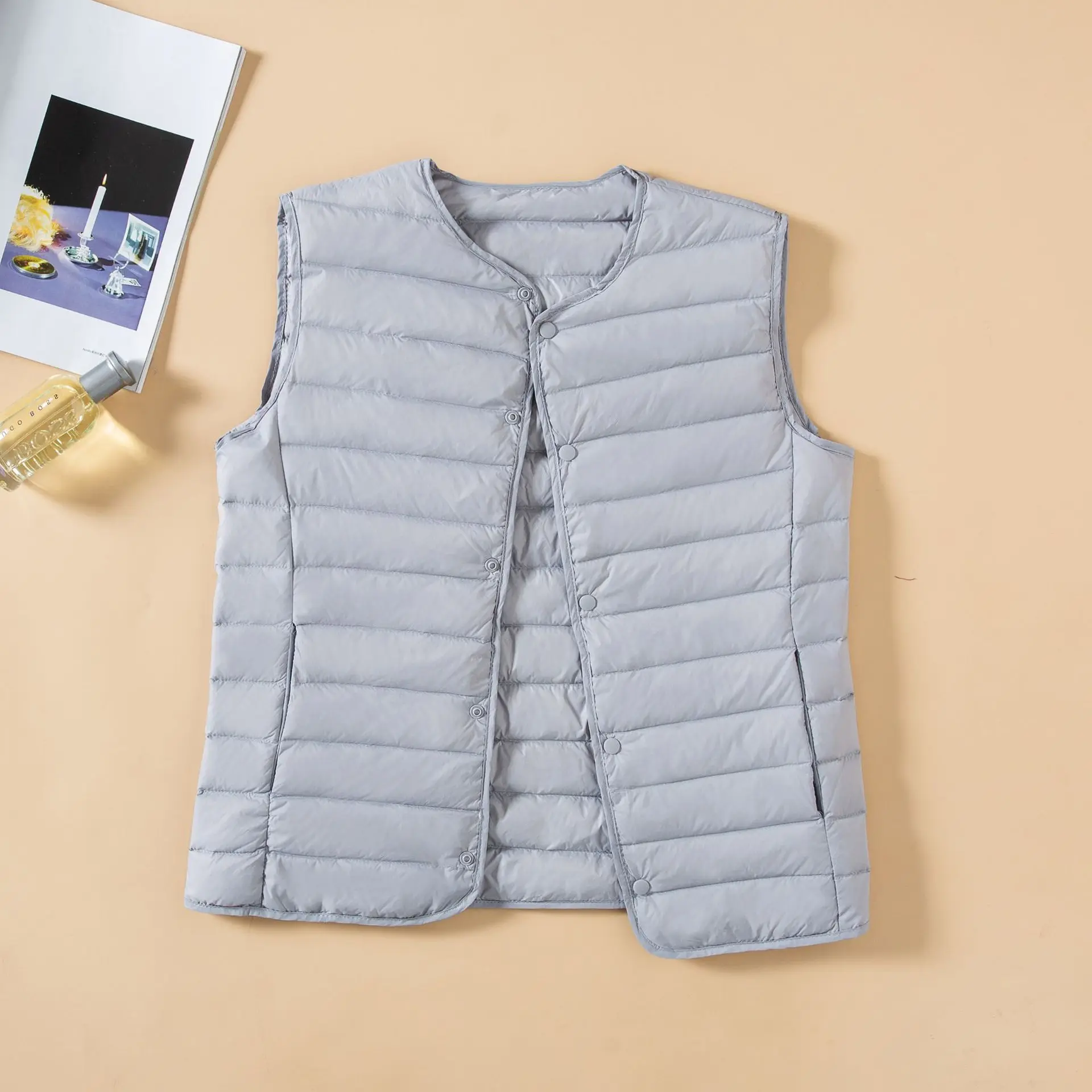 NewBang Men Down Vest Ultra Light Down Vest Portable V-neck Sleeveless Coat Man Winter Without Collar Warm Liner
NewBang Men Down Vest Ultra Light Down Vest Portable V-neck Sleeveless Coat Man Winter Without Collar Warm Liner