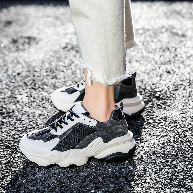 2019 Autumn Chunky Platform Gray Sneakers Women Retro Casual Vulcanize Shoes Comfortable Soft Bottom Woman Trainers Black N9-77
2019 Autumn Chunky Platform Gray Sneakers Women Retro Casual Vulcanize Shoes Comfortable Soft Bottom Woman Trainers Black N9-77