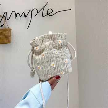 Summer 2020 new small fresh daisy diagonal bag student drawstring bucket shoulder bag female bags for women 2020
Summer 2020 new small fresh daisy diagonal bag student drawstring bucket shoulder bag female bags for women 2020