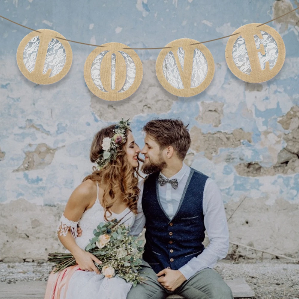 Double Side Round Burlap Bunting Banner with Lace Hessian A-Z 0-9 Flags for DIY Various Combination Birthday Wedding Party Decor
Double Side Round Burlap Bunting Banner with Lace Hessian A-Z 0-9 Flags for DIY Various Combination Birthday Wedding Party Decor