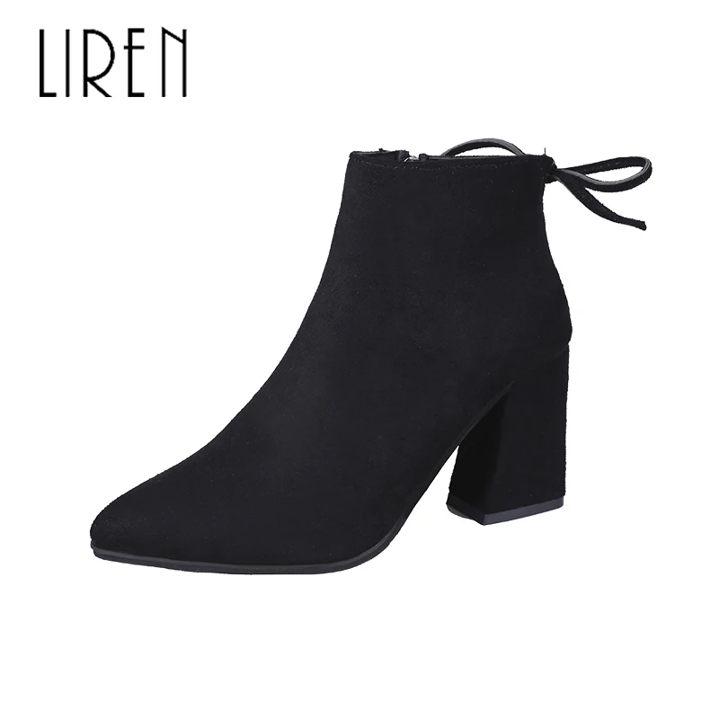 Liren 2019 Winter Women Flock Ankle Zip Boots Pointed Wrapped Toe Med High Square Heels Lady Keep Warm Boots Comfortable Shoes
Liren 2019 Winter Women Flock Ankle Zip Boots Pointed Wrapped Toe Med High Square Heels Lady Keep Warm Boots Comfortable Shoes