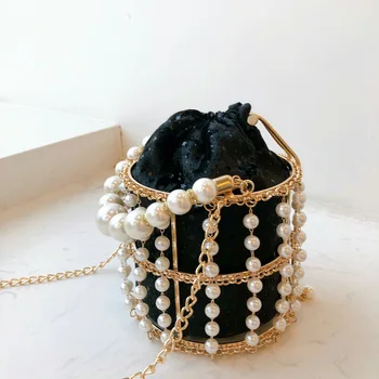 2019 New Women's Bag Alloy Hand Woven Pearl Chain Cage Bag Net Red Hand-held Single Shoulder Messenger Bag
2019 New Women's Bag Alloy Hand Woven Pearl Chain Cage Bag Net Red Hand-held Single Shoulder Messenger Bag