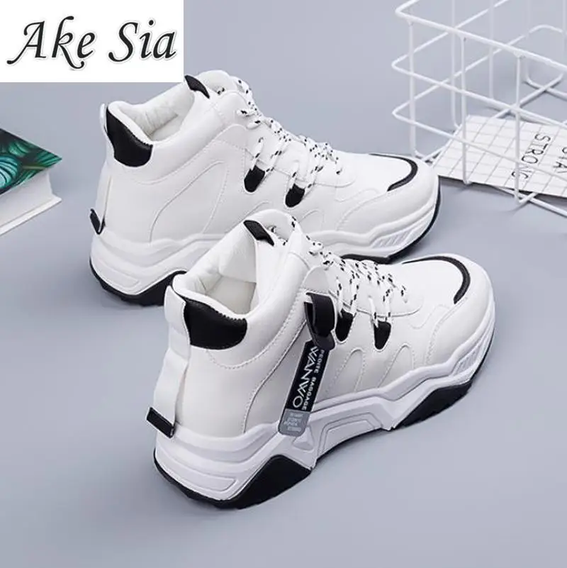 2019 autumn winter new women casual ankle flat sneakers Female shoes wild round head straps comfortable pu high shoes
2019 autumn winter new women casual ankle flat sneakers Female shoes wild round head straps comfortable pu high shoes
