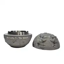 Moon Astronaut Ashtray Creative Anti Fly Ash Household Large Capacity with Lid Resin Ashtray Home Decoration Gift for Boyfriend
Moon Astronaut Ashtray Creative Anti Fly Ash Household Large Capacity with Lid Resin Ashtray Home Decoration Gift for Boyfriend