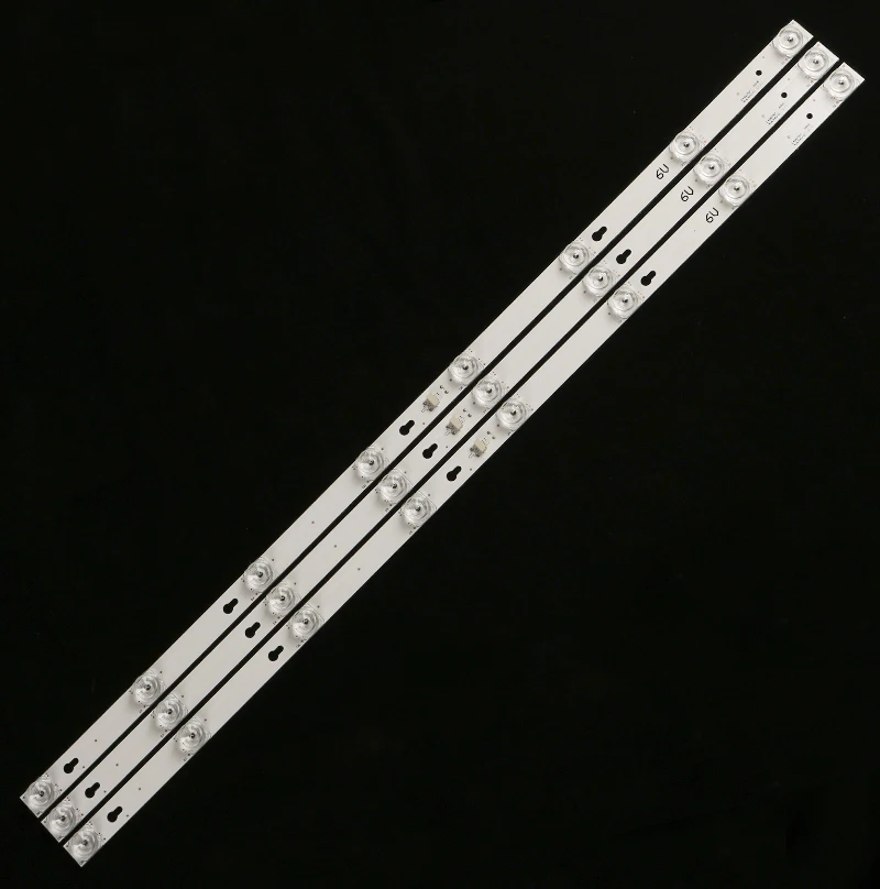 LED strips tot-40D2900-3X8-3030C YHA-4C-LB4008-YH07J TCL L40P1A-F Total Length 69CM 3 Light Bars
LED strips tot-40D2900-3X8-3030C YHA-4C-LB4008-YH07J TCL L40P1A-F Total Length 69CM 3 Light Bars