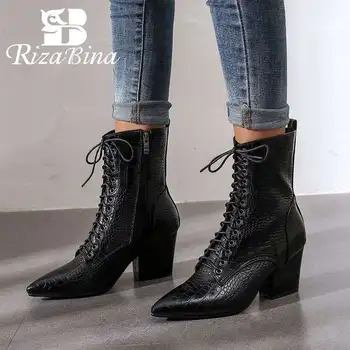 RIZABINA Women Ankle Boots Casual Lace Up Zipper Pointed Toe Warm Winter Shoes Women Square Heels Fur Short Boots Size 34-43
RIZABINA Women Ankle Boots Casual Lace Up Zipper Pointed Toe Warm Winter Shoes Women Square Heels Fur Short Boots Size 34-43