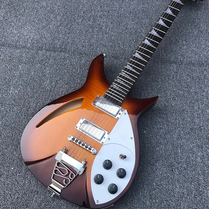 325 electric guitar, 12 string electric guitar, red paint half-empty core guitar, tiger maple veneer, F empty guitar real photos
325 electric guitar, 12 string electric guitar, red paint half-empty core guitar, tiger maple veneer, F empty guitar real photos