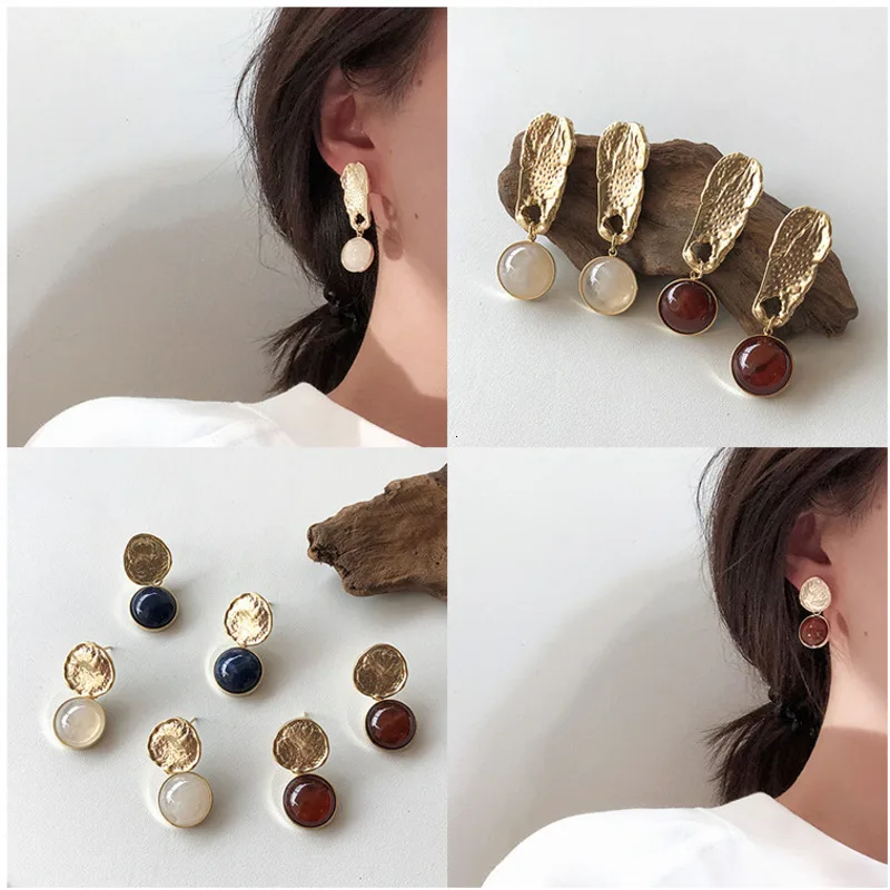 New Fashion Elegant Double Imitation Irregular Metal Dangle Earrings For Women Cute Opal Beads Ball Earrings Free Shipping
New Fashion Elegant Double Imitation Irregular Metal Dangle Earrings For Women Cute Opal Beads Ball Earrings Free Shipping