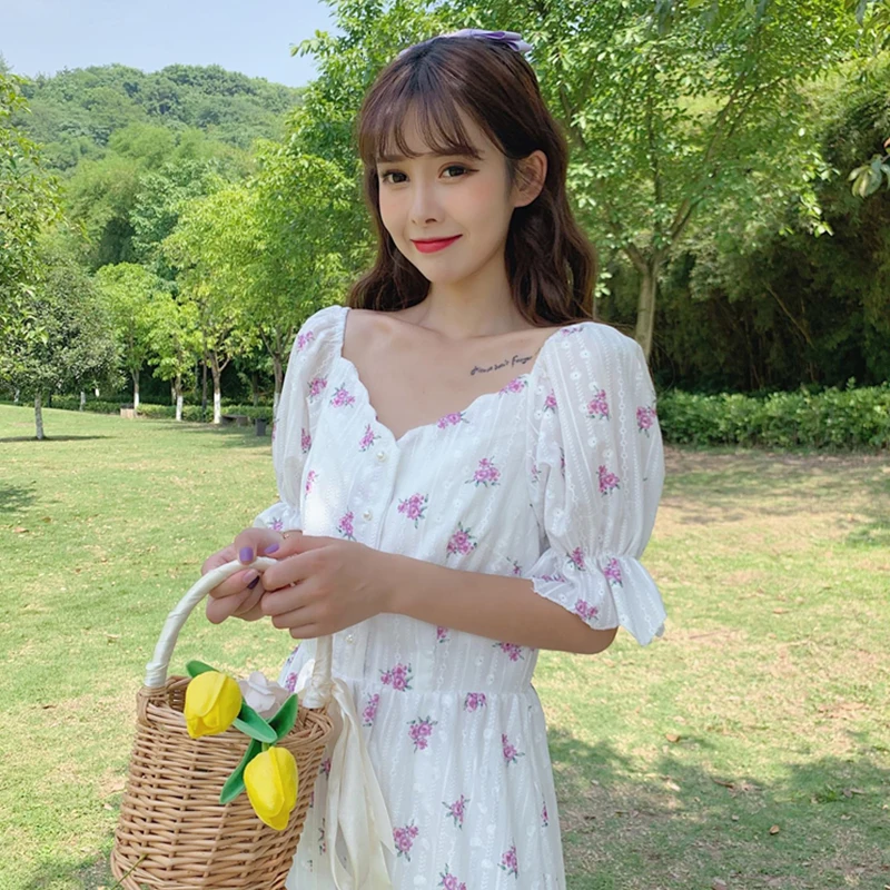 Summer Purple Rose Floral Fairy White Dress New Bell Sleeve V-neck Midi Platycodon Grandiflorum victorian sweet lolita dress
Summer Purple Rose Floral Fairy White Dress New Bell Sleeve V-neck Midi Platycodon Grandiflorum victorian sweet lolita dress