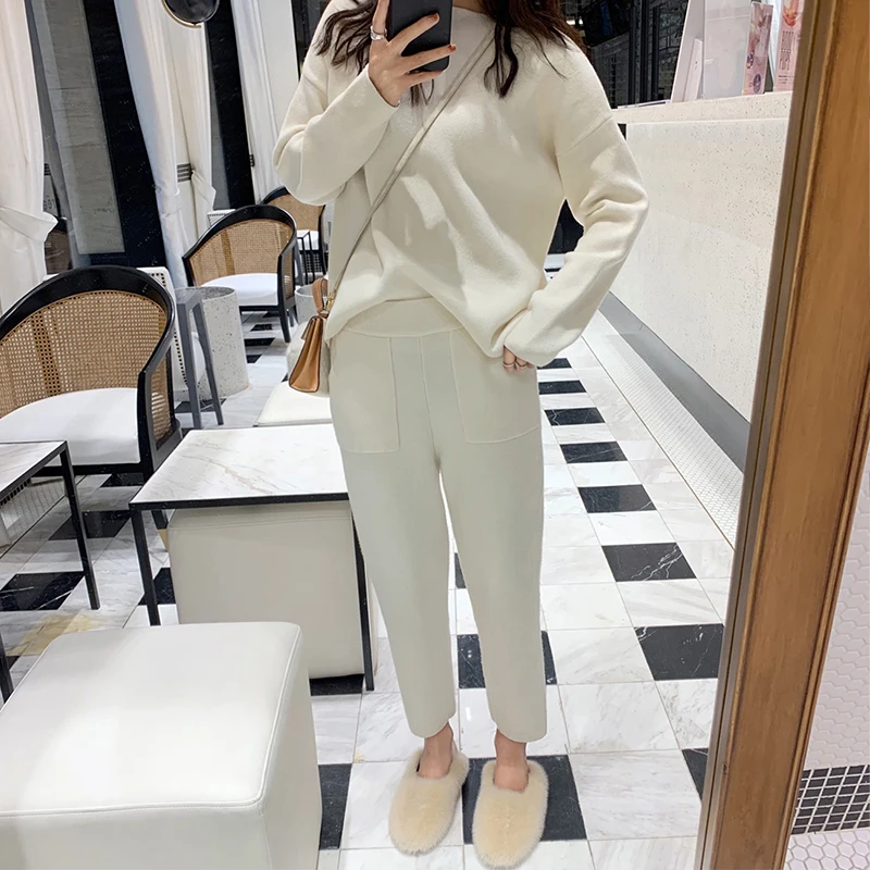 High Quality Women Sweater Two Piece Knitted Pants Sets Slim Tracksuit 2023 Autumn Winter Fashion Lady Sweatshirts Sporting Suit
High Quality Women Sweater Two Piece Knitted Pants Sets Slim Tracksuit 2023 Autumn Winter Fashion Lady Sweatshirts Sporting Suit