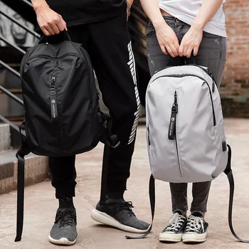 2020 New Style Backpack Men's Simple Cool School Bag Outdoor Sports Backpack Computer Bag Light Casual Bag
2020 New Style Backpack Men's Simple Cool School Bag Outdoor Sports Backpack Computer Bag Light Casual Bag