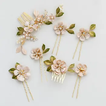 White Enamel Flower Hair Comb Green Leaves Hair Pin Simple Bridal Hair Comb Wedding Hair Accessories
White Enamel Flower Hair Comb Green Leaves Hair Pin Simple Bridal Hair Comb Wedding Hair Accessories