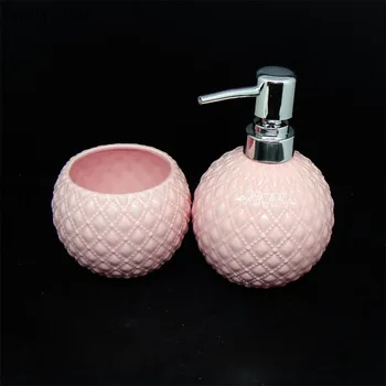 400ml embossed pink ball ceramic hand-painted color lotion bottle pressing bottle bath shampoo packaging bathroom supplies
400ml embossed pink ball ceramic hand-painted color lotion bottle pressing bottle bath shampoo packaging bathroom supplies