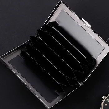 Slim Business Men's Card Pack Credit Card Holder Bank Metal check sleeve Gifts dedicated Antimagnetic cover
Slim Business Men's Card Pack Credit Card Holder Bank Metal check sleeve Gifts dedicated Antimagnetic cover