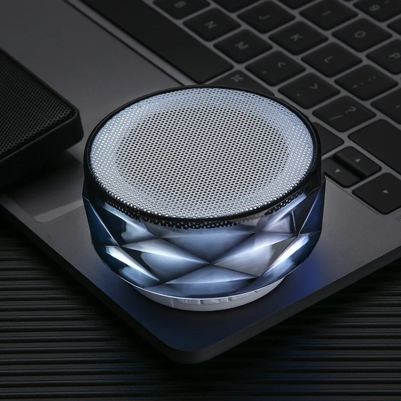 Colorful Lighting Speaker 360 LED Stereo Surround Sound Support USB TF Card Speakers Portable mini Wireless Bluetooth Speaker
Colorful Lighting Speaker 360 LED Stereo Surround Sound Support USB TF Card Speakers Portable mini Wireless Bluetooth Speaker
