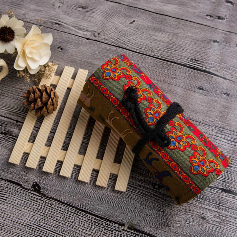 Pencil Canvas Volume Pen Curtain-Style Large-Volume Pencil Case Personality Design Red Pencil Case 36/48/72 Hole DC394
Pencil Canvas Volume Pen Curtain-Style Large-Volume Pencil Case Personality Design Red Pencil Case 36/48/72 Hole DC394