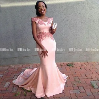 Mermaid Pink African Bridesmaid Dresses With Appliques V-neck Off The Shoulder Wedding Guest Dress Lace Up Back Long Prom Gown 
Mermaid Pink African Bridesmaid Dresses With Appliques V-neck Off The Shoulder Wedding Guest Dress Lace Up Back Long Prom Gown
