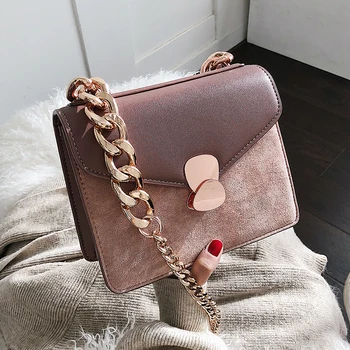 ins Harajuku Japanese vintage simple and cute shoulder Messenger bag female autumn new Korean fashion chain ladies Messenger bag
ins Harajuku Japanese vintage simple and cute shoulder Messenger bag female autumn new Korean fashion chain ladies Messenger bag