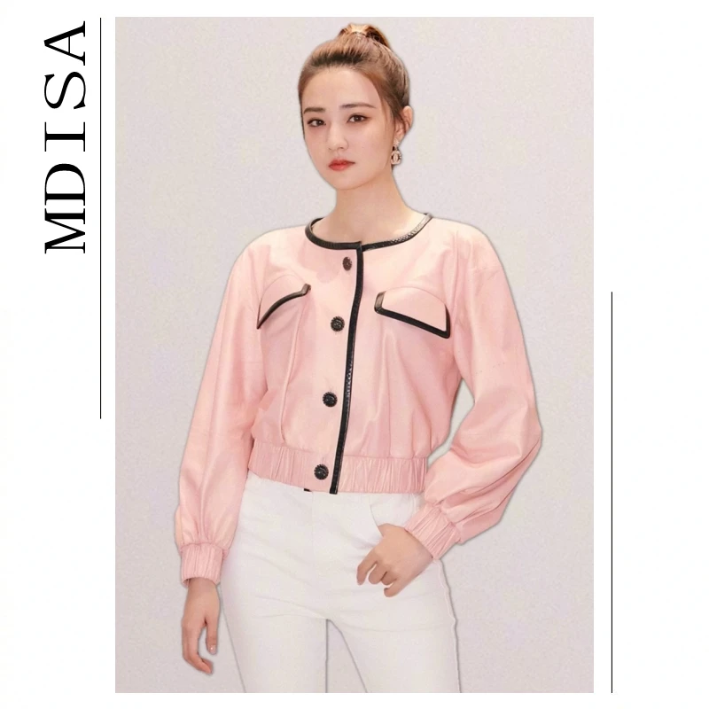 Xu Lu, the same type of pink small fragrance round collar short super fairy jacket PU leather short jacket woman in early autumn
Xu Lu, the same type of pink small fragrance round collar short super fairy jacket PU leather short jacket woman in early autumn