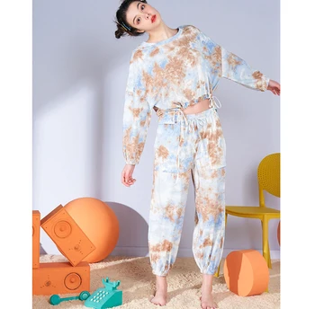 2020 Spring Women Sets Round Neck Long Sleeve Waist Shape Tops Drawstring Pants Workout Tracksuits
2020 Spring Women Sets Round Neck Long Sleeve Waist Shape Tops Drawstring Pants Workout Tracksuits