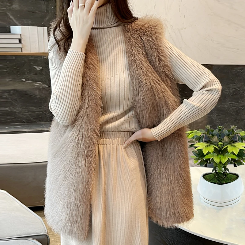 Fashion 2023 Winter Women Faux Fur Vest Coat Female Warm Cotton Fur Vest Jacket Solid V-neck Casual Sleeveless Coats P800
Fashion 2023 Winter Women Faux Fur Vest Coat Female Warm Cotton Fur Vest Jacket Solid V-neck Casual Sleeveless Coats P800