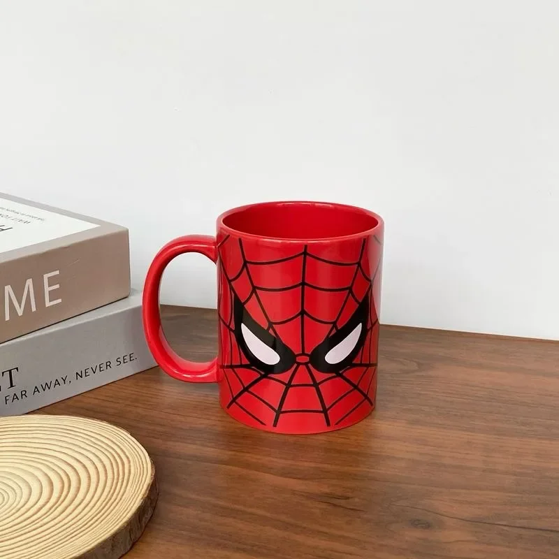 Marvel The Avengers Spiderman new creative personalized animation peripheral ceramic water cups for men and women holiday gifts
Marvel The Avengers Spiderman new creative personalized animation peripheral ceramic water cups for men and women holiday gifts