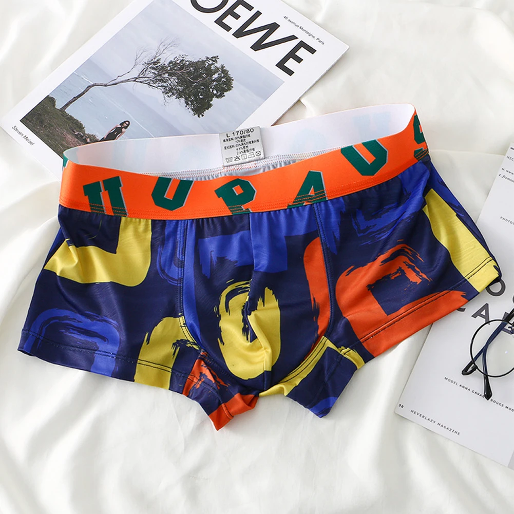 Summer Comfy Mens Ice Silk Boxers Briefs Printed Seamless Underpants Elasticity Low-Rise Swim Shorts Panties Casual Homewear
Summer Comfy Mens Ice Silk Boxers Briefs Printed Seamless Underpants Elasticity Low-Rise Swim Shorts Panties Casual Homewear