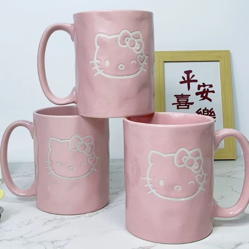 TAKARA TOMY HelloKitty керамическая кружка большой емкости Милая мультяшная чашка для воды чашка для молока кофе
TAKARA TOMY HelloKitty керамическая кружка большой емкости Милая мультяшная чашка для воды чашка для молока кофе