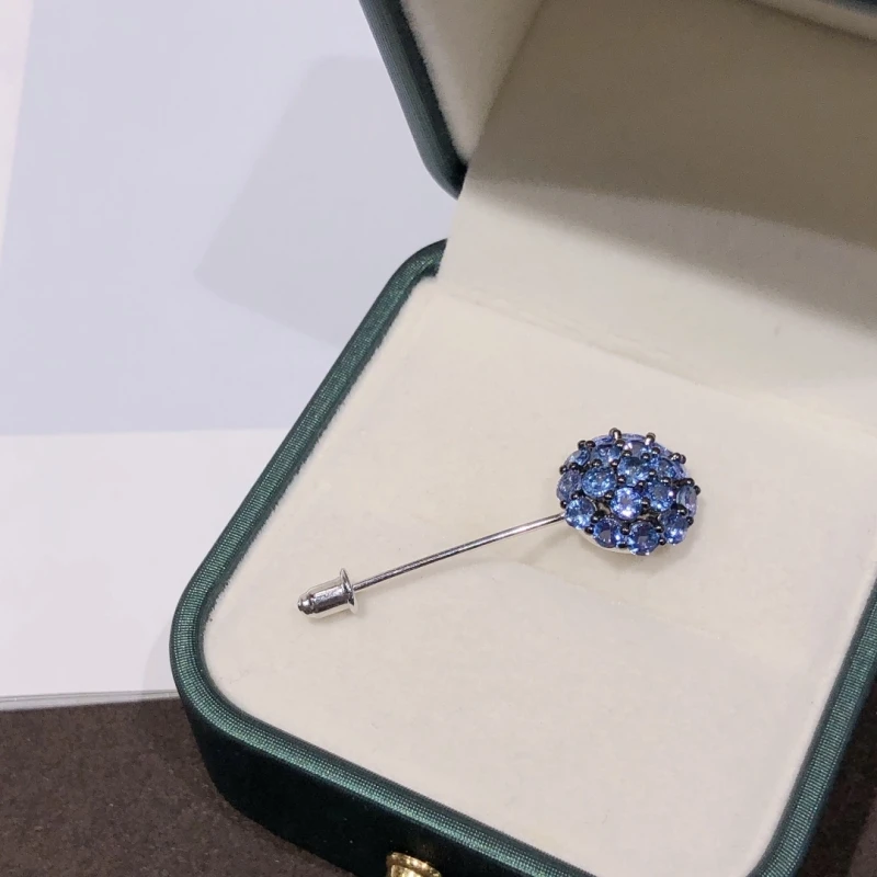 Hot Selling Fashion Classic 925 Sterling Silver Natural Tanzanite Women's Brooch Can Be Worn At Weddings, Dinners, And Parties
Hot Selling Fashion Classic 925 Sterling Silver Natural Tanzanite Women's Brooch Can Be Worn At Weddings, Dinners, And Parties