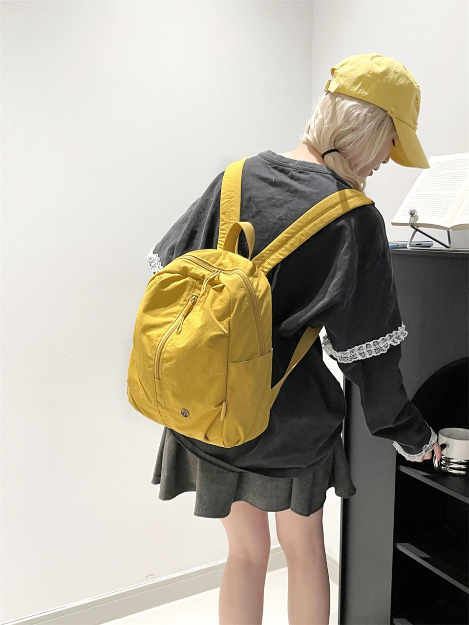 Fashion Backpacks Designer Waterproof Nylon Daypack Women Lightweight School Back Pack Ladies Large Capacity Travel Rucksack Fashion Backpacks Designer Waterproof Nylon Daypack Women Lightweight School Back Pack Ladies Large Capacity Travel Rucksack