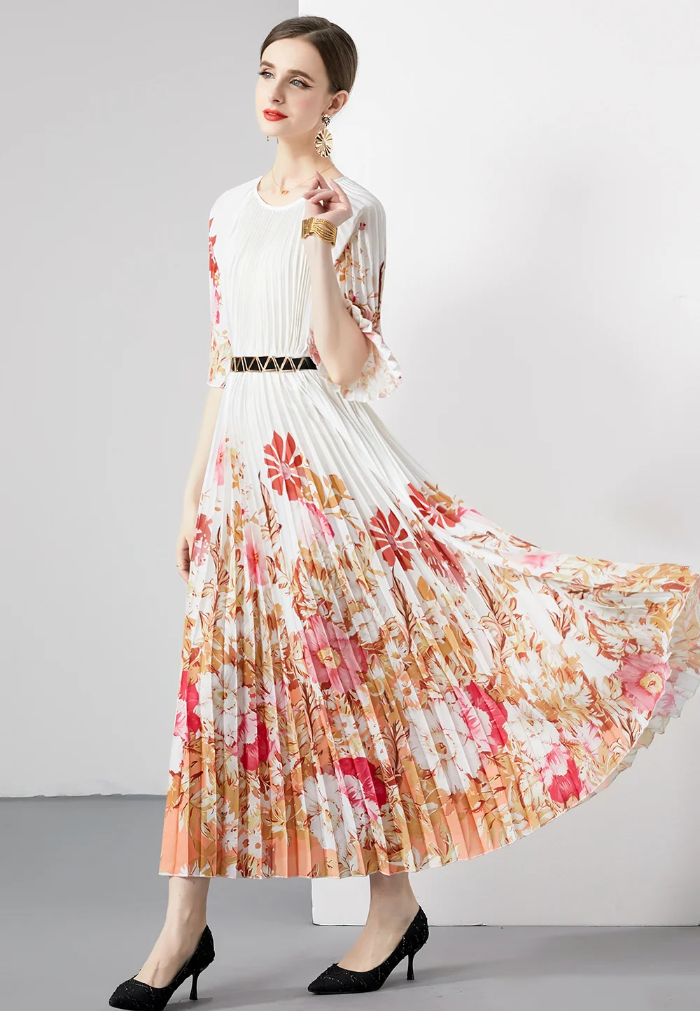 Floral Print Pleated Dress Women 2023 Summer Short Sleeve Big Size Loose Casual Maxi Long Vestidos Evening Outfits Belt
Floral Print Pleated Dress Women 2023 Summer Short Sleeve Big Size Loose Casual Maxi Long Vestidos Evening Outfits Belt